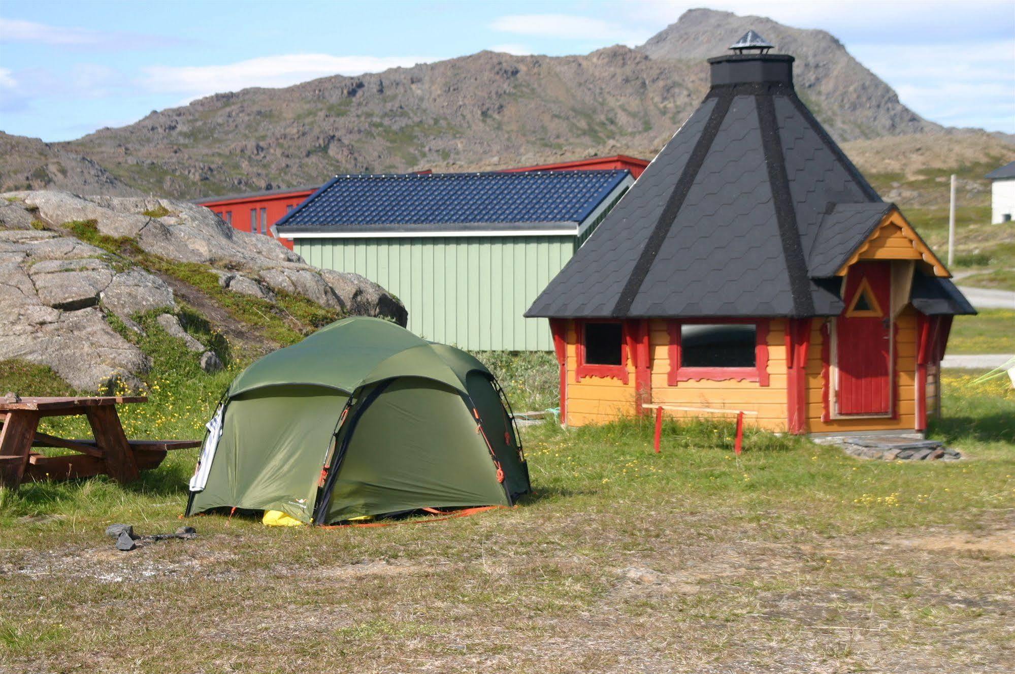 Nordkapp Camping Hotel Bagian luar foto